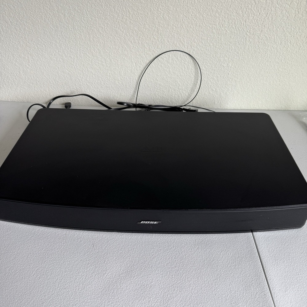 Bose Solo 15 TV Sound System Soundbar Model 416054 Black WORKS BUT NO REMOTE